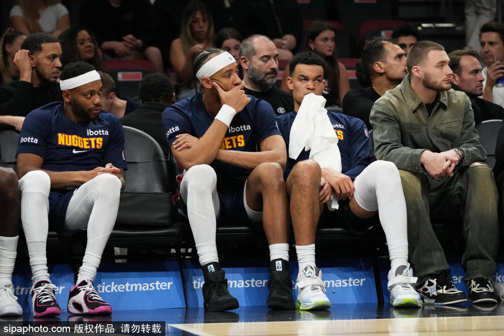 皇冠足球平台代理_尼古拉·约基奇伤情更新：掘金核心球员对阵热火受伤后最新消息